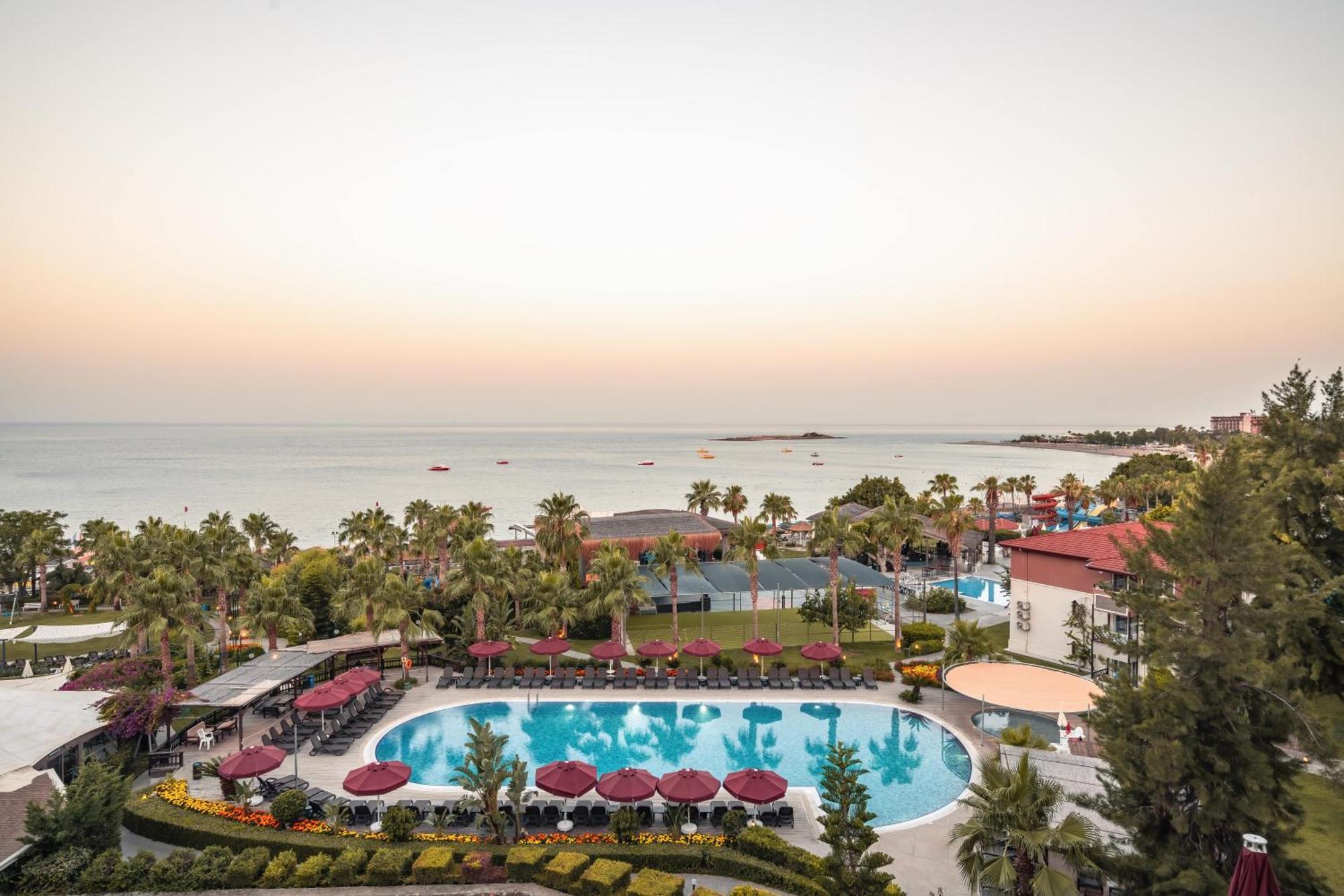 Justiniano Theodora Resort Okurcalar Kültér fotó
